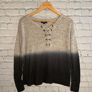 American Eagle lace up sweater ombré. Small